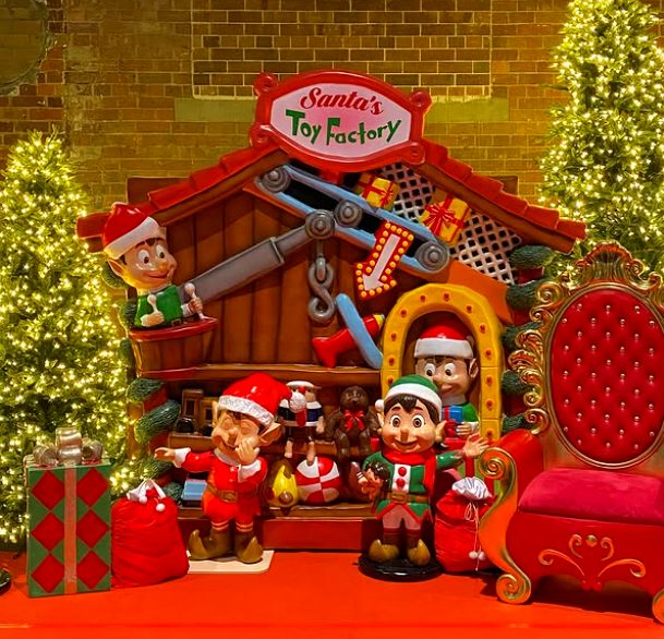 Santa's Toy Factory Christmas display